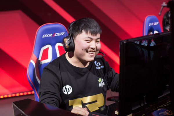 Uzi与50激战尤文图斯分钟,重返赛场胜负难料!,大坂直美焦点对战观众掌声雷动的简单介绍 Uzi与50激战尤文图斯分钟,重返赛场胜负难料!,大坂直美焦点对战观众掌声雷动的简单介绍