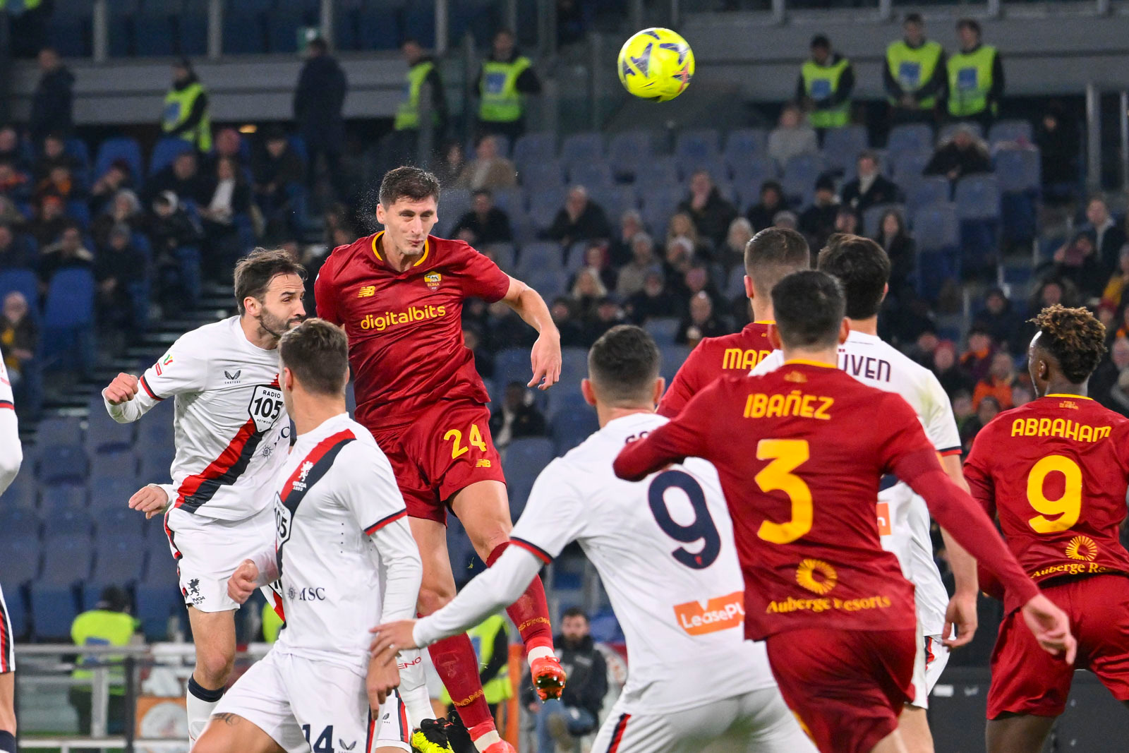 包含波士顿凯尔特人迎意大利杯关键赛；加时末段刷新队史纪录；话题不断；更衣室氛围转暖的词条