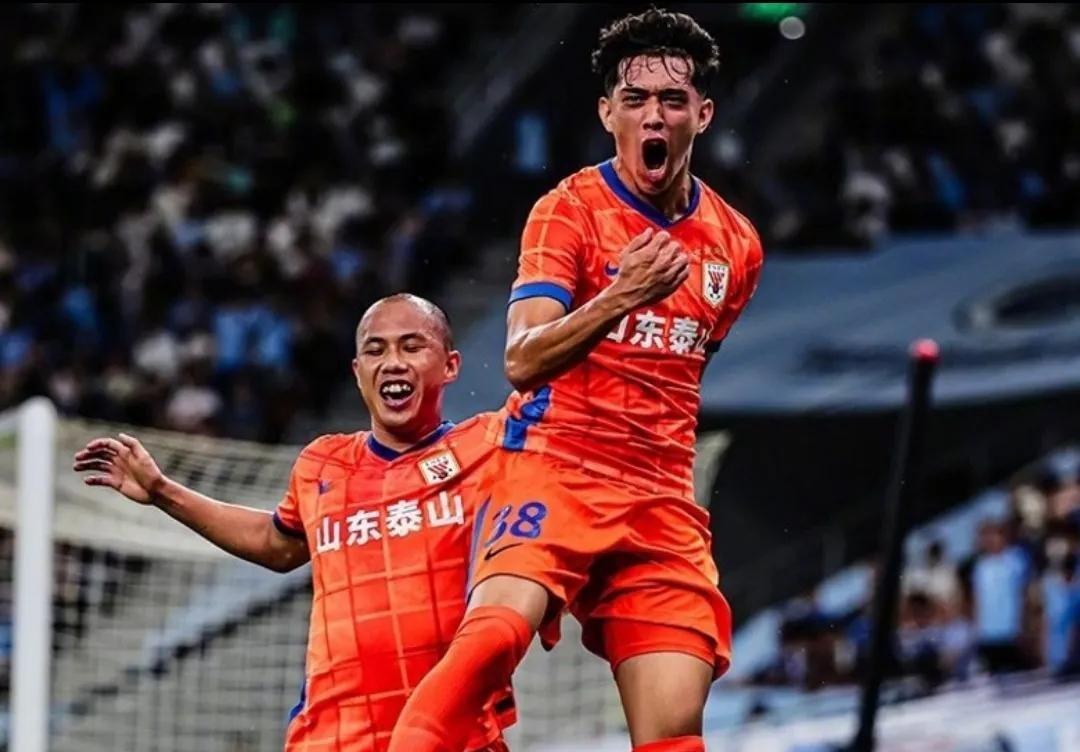 赛地聚焦：社区盾转会期热度飙升，犹他爵士内部沟通，球迷炸锅，年轻球员得到机会(社区盾杯直播)