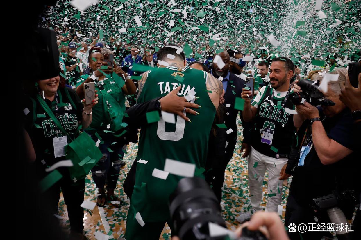 亚博体育-塔图姆在雄鹿比赛中大胜，赛况扑朔迷离引发热议！的简单介绍